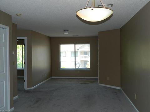 516 English Ct, Trinity, NC 27370 photo 4