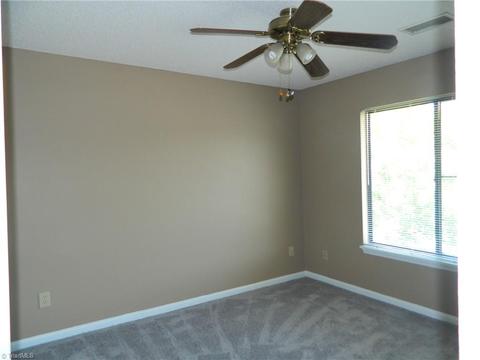 516 English Ct, Trinity, NC 27370 photo 9
