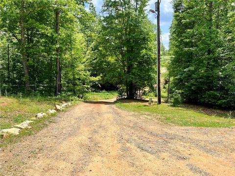 1060 Burch Tree Rd, King, NC 27021 photo 25