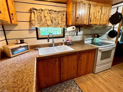 1060 Burch Tree Rd, King, NC 27021 photo 11