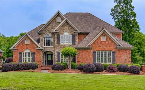4971 Salem Glen Blvd, Clemmons, NC 27012