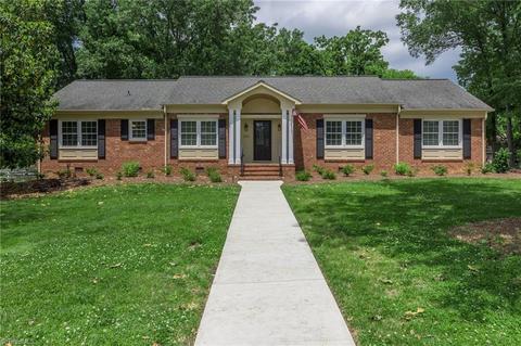 2911 Bedford St, Burlington, NC 27215