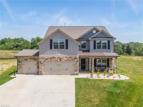 110 Marquise Ct, Trinity, NC 27370