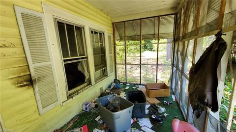 127 Daniels St, Hamlet, NC 28345 photo 8