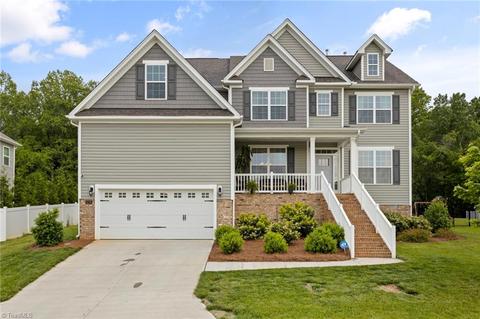 2179 Spring Wind Rd, Pfafftown, NC 27040
