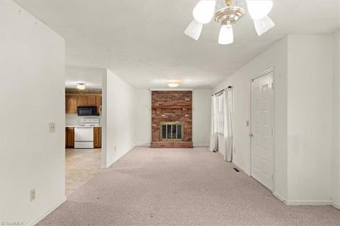 1654 Sechrist Loop, Pilot Mountain, NC 27041 photo 12