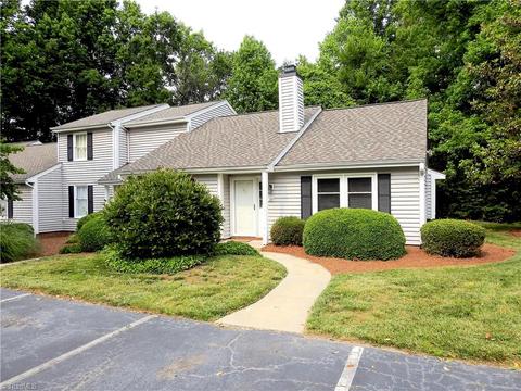 33 Appletree Ln, Greensboro, NC 27455