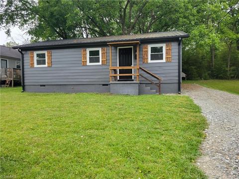 1414 Ivy Hts, Greensboro, NC 27401