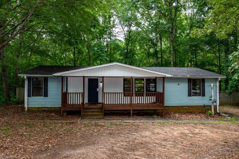 5024 Poplar Ridge Rd, Trinity, NC 27370