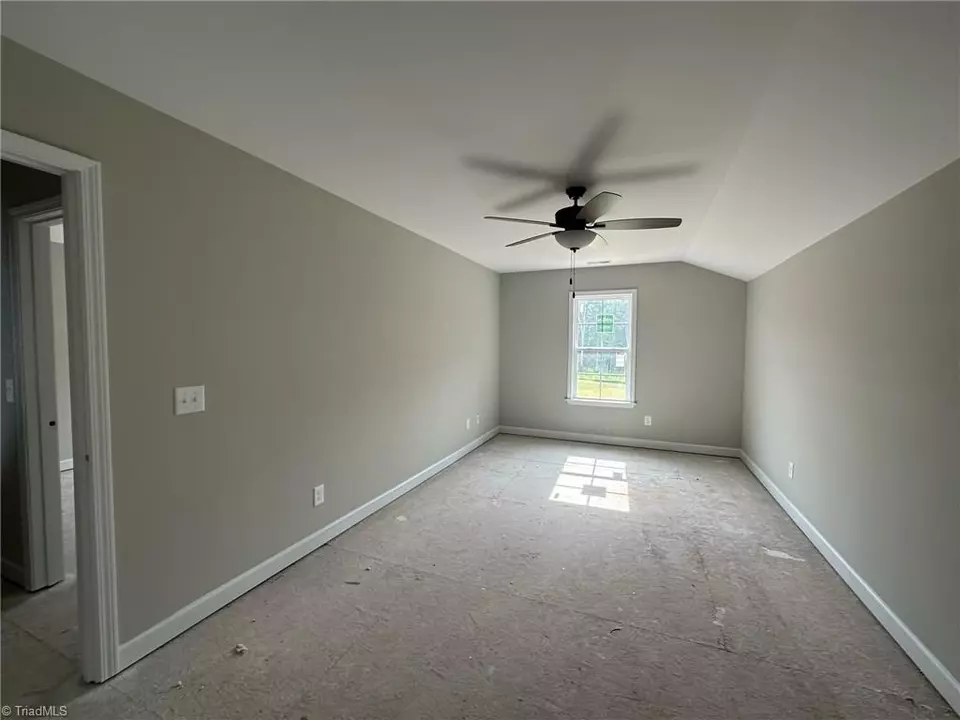  5911 Crossview Dr, Kernersville, NC 27284 photo 22