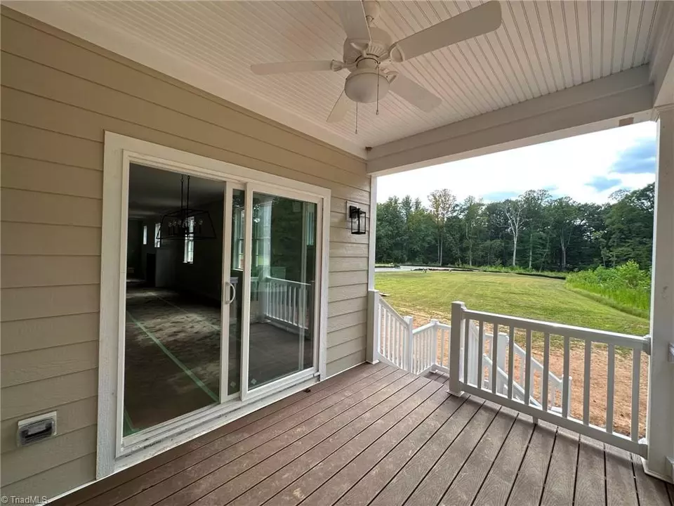  5911 Crossview Dr, Kernersville, NC 27284 photo 11