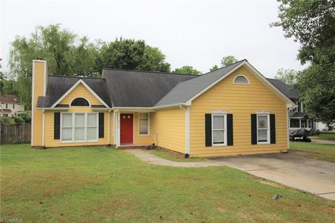 3610 Single Leaf Ct, High Point, NC 27265