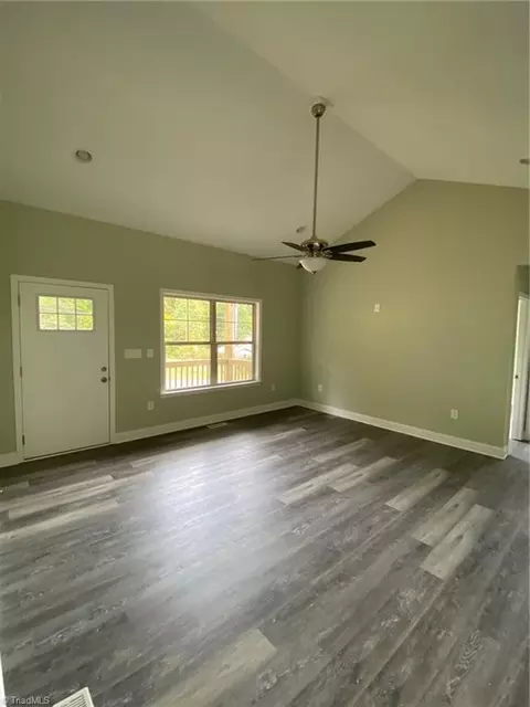 841 Conover Dr, Eden, NC 27288 photo 4