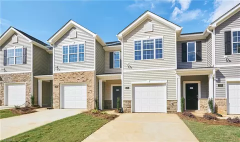 5637 Carrington Ct, Trinity, NC 27370