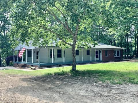 4517 Roselee Dr, Trinity, NC 27370 photo 3