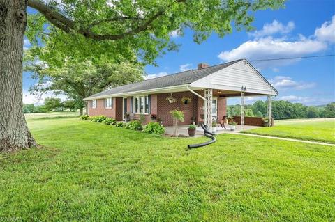 2114 Sago Rd, Penhook, VA 24137 photo 45