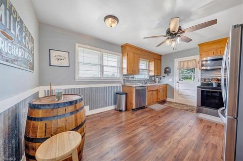 2114 Sago Rd, Penhook, VA 24137 photo 8