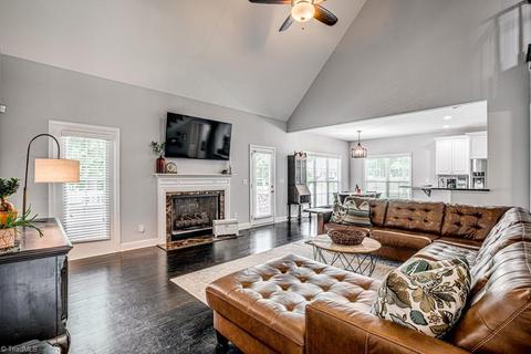 156 Primrose Rd, Advance, NC 27006 photo 9