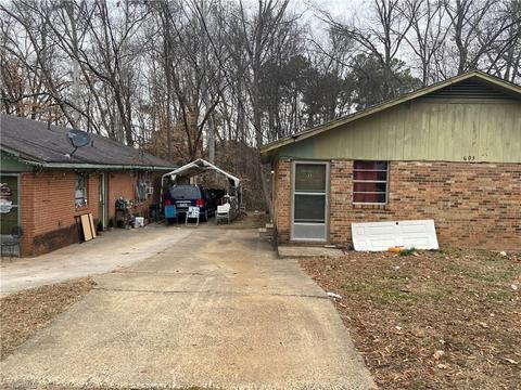 603 Barton St, Durham, NC 27707 photo 4
