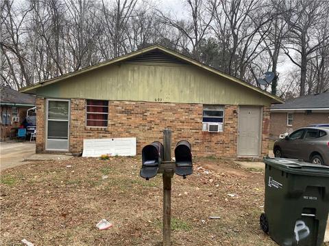 603 Barton St, Durham, NC 27707 photo 2