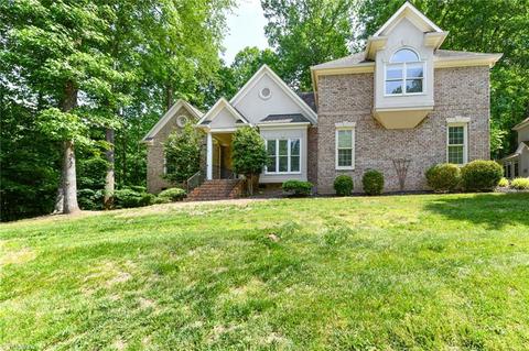 4502 Jamesford Dr, Jamestown, NC 27282
