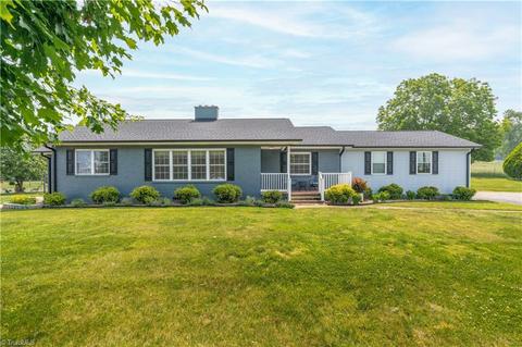 2440 Swan Creek Rd, Jonesville, NC 28642