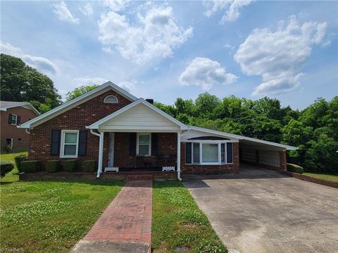 310 N Washington Ave, Reidsville, NC 27320