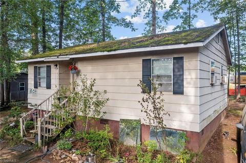 1607 Staley Rd, High Point, NC 27265