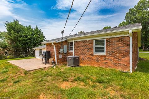 216 Crestview Dr, King, NC 27021 photo 26