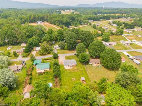 216 Crestview Dr, King, NC 27021 photo 35