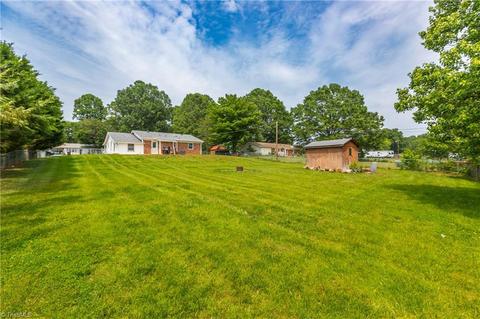 216 Crestview Dr, King, NC 27021 photo 32