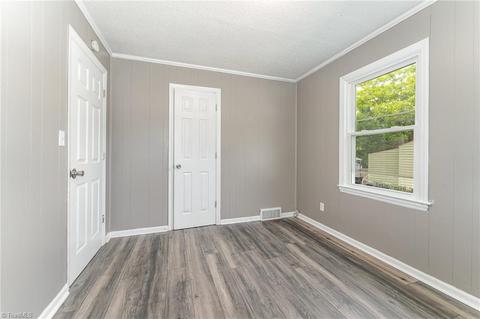 714 Cliffside Ave, High Point, NC 27260 photo 12