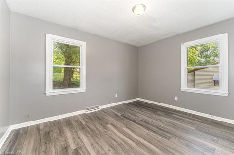714 Cliffside Ave, High Point, NC 27260 photo 11