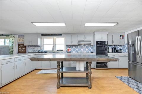 153 Erwin St, Cooleemee, NC 27014 photo 8