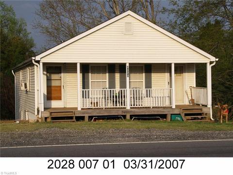 6370 University Pkwy, Winston Salem, NC 27105