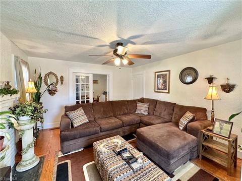 403 Phillips Ave, High Point, NC 27262 photo 3