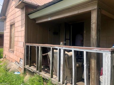 338 Durham St, Mount Airy, NC 27030