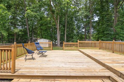 3303 Sparrowhawk Dr, High Point, NC 27265 photo 7