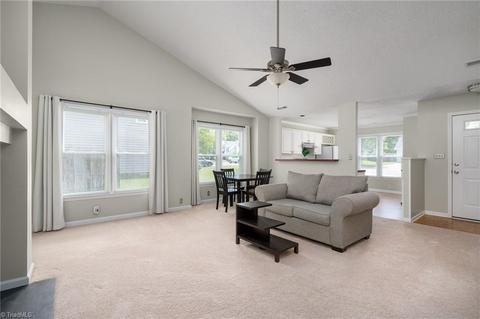 3303 Sparrowhawk Dr, High Point, NC 27265 photo 2