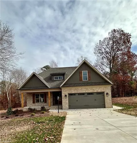 250 Dyna Dr, Lexington, NC 27295