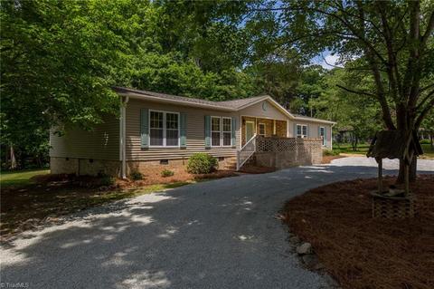 4928 Cashatt Rd, Trinity, NC 27370 photo 3