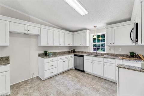 4928 Cashatt Rd, Trinity, NC 27370 photo 9