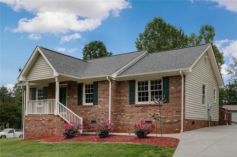 151 Shannon Ln, Eden, NC 27288