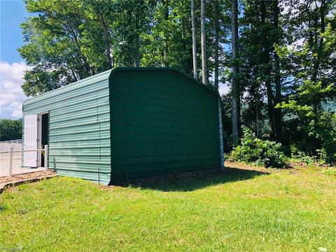 2520 Swaringen Rd, Traphill, NC 28685 photo 6