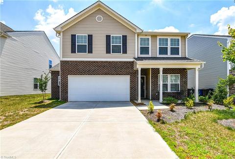 2443 Dog Leg Dr, Winston Salem, NC 27103