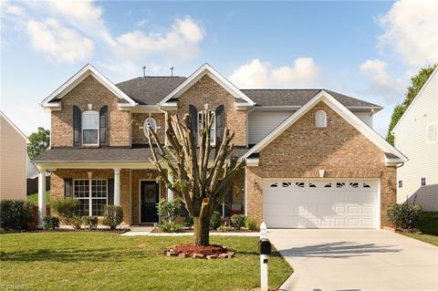 4053 Fountain Grove Dr, High Point, NC 27265