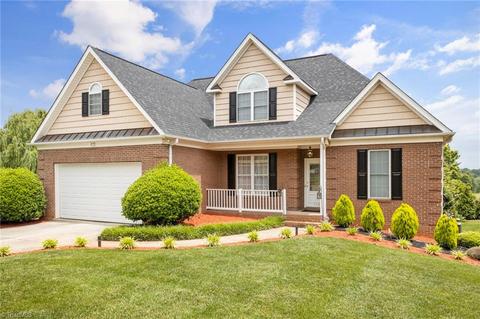116 Broadmoor Dr, Advance, NC 27006