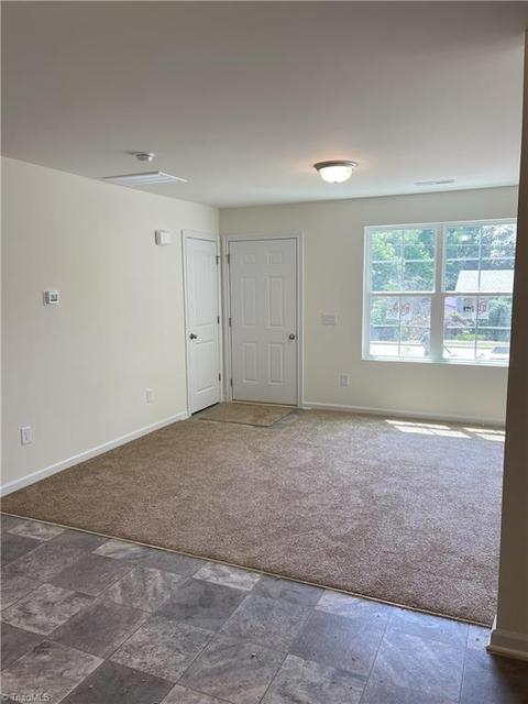 202 Hampton Dr, High Point, NC 27265 photo 5