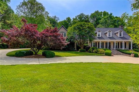124 Ballyhoo Dr, Lewisville, NC 27023