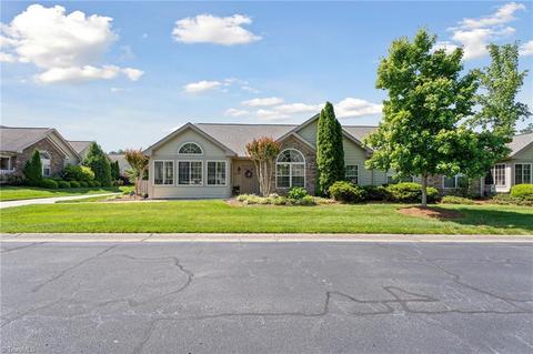4190 Birch Hammock Dr, Greensboro, NC 27409